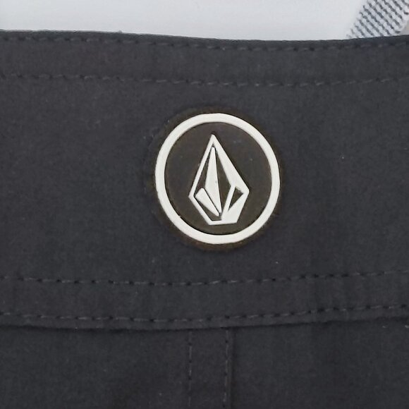 Volcom board short Pure FUNction black men's size 30 - Picture 11 of 14